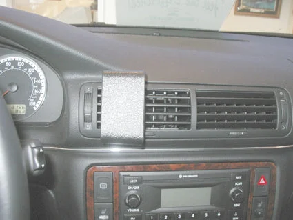 Center Dash Mount for VW Passat